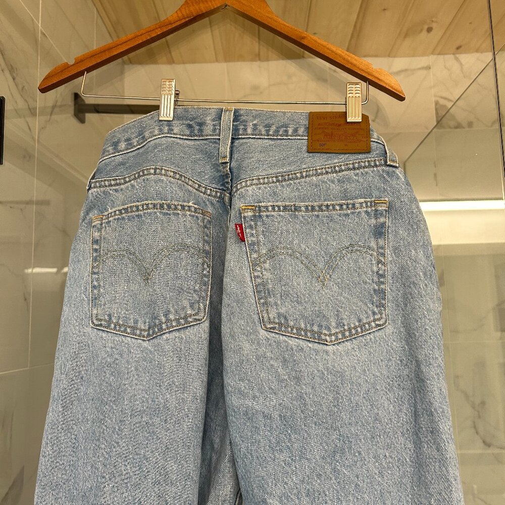 Women Levi's 501 originals